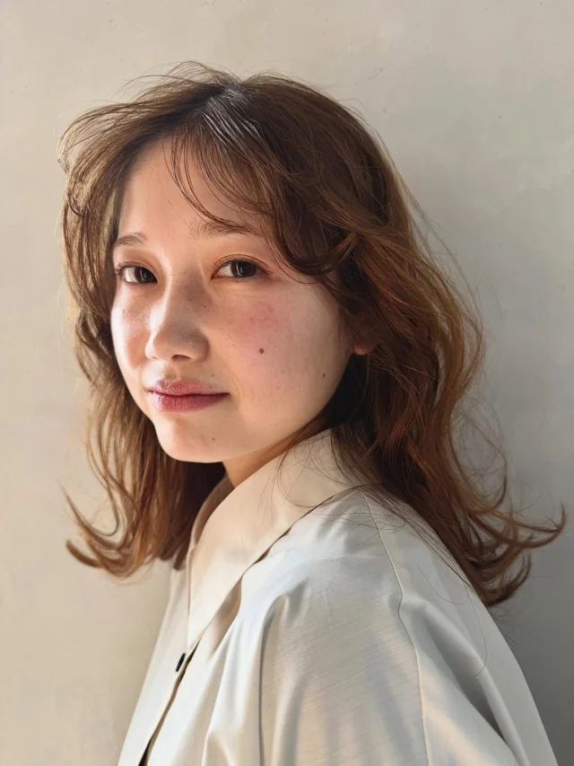 ラフな中にも、ふとした色気を感じるブリーチなしの透明感カラー。肌馴染みが良く作り込みすぎない自然でさりげない抜け感を演出します。

#yinyan #宮崎市美容室#宮崎市ヘッドスパ #宮崎市髪質改善